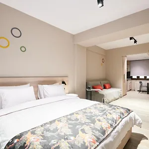 https://the-mavili-urban-stay.hotelschalkidiki.net