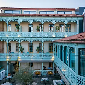 https://the-house-hotel-old-tbilisi.alltbilisihotels.com